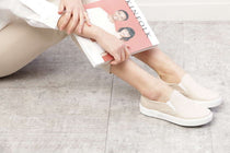 Chaussettes invisibles femme dans chaussures toile